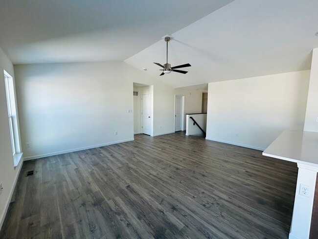 Building Photo - 608 Allegiance Dr