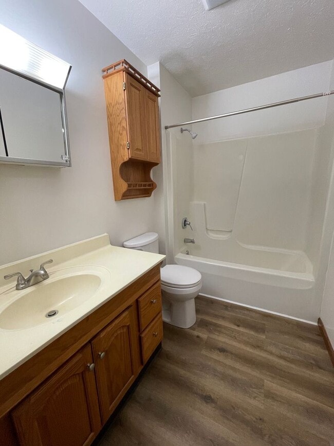 Building Photo - Nice 2 Bedroom Home Near Prairie View Elementary School