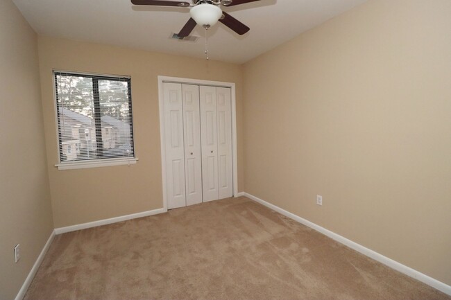 Building Photo - 3 Bedroom, 2.5 Bath in Point Arcadia - Ava...