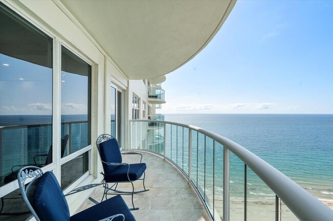 Building Photo - 3400 Galt Ocean Dr