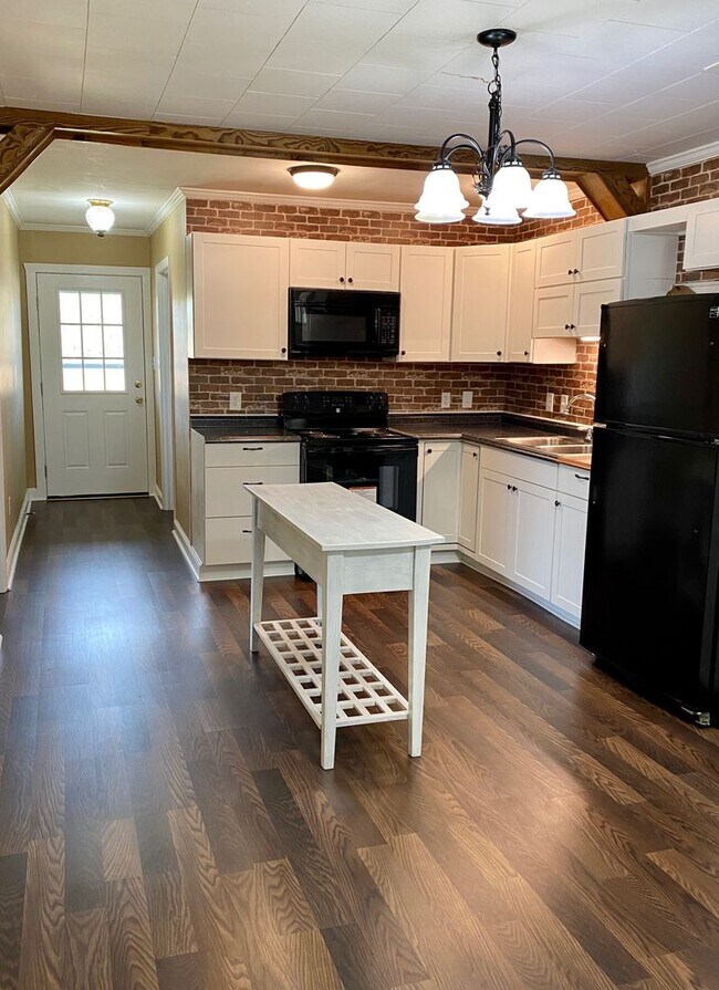 Building Photo - Amazing property! Dreamy wraparound porch!...
