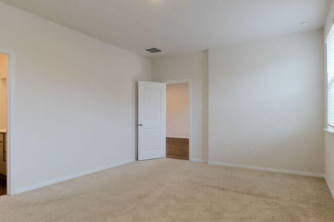 Building Photo - 182 Eagle Mountain Trl1