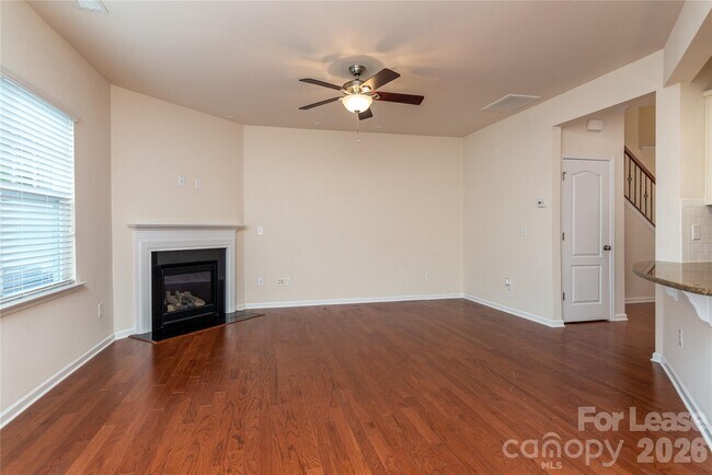 Building Photo - 106 Clarendon St