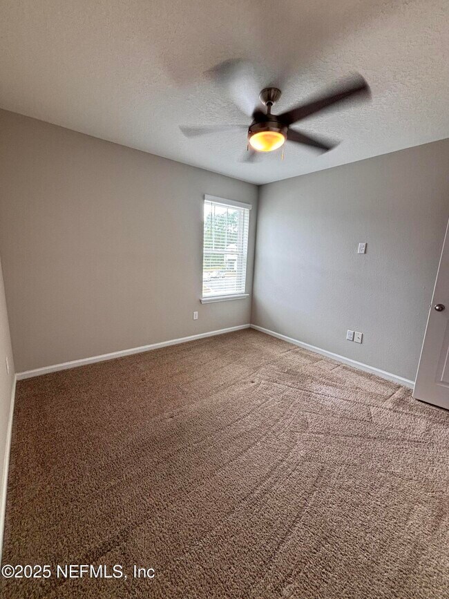 Building Photo - 230 Starnberg Ct