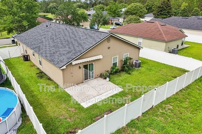 Building Photo - 12387 Anarania Dr