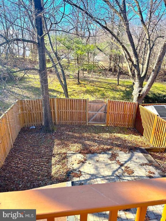 Building Photo - 6121 Cedar Wood Dr
