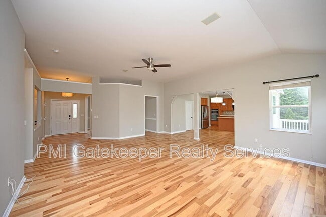 Building Photo - 3907 Lost Willow Dr
