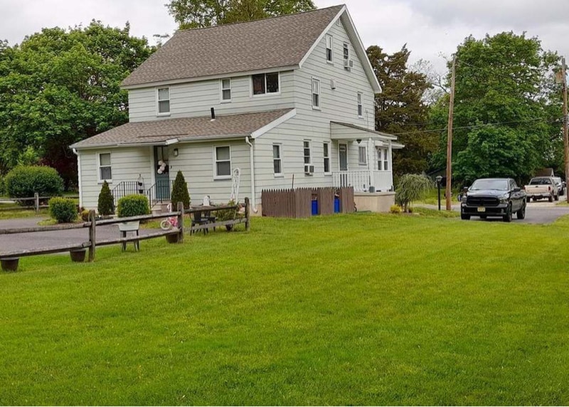 Building Photo - 203 E Pacific Ave