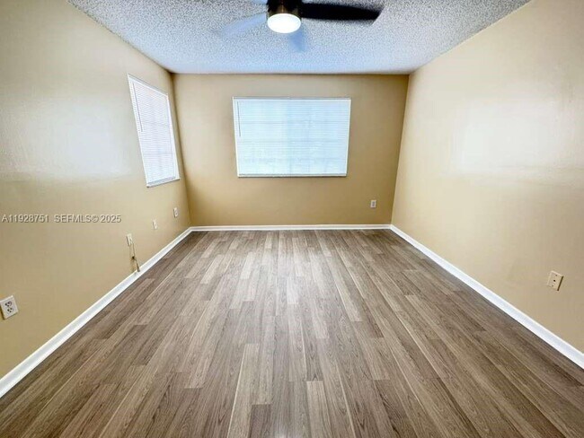 Building Photo - 1721 Village Blvd