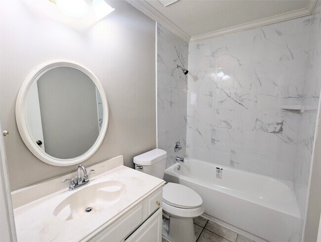 Building Photo - 13623 Bonilla Ln