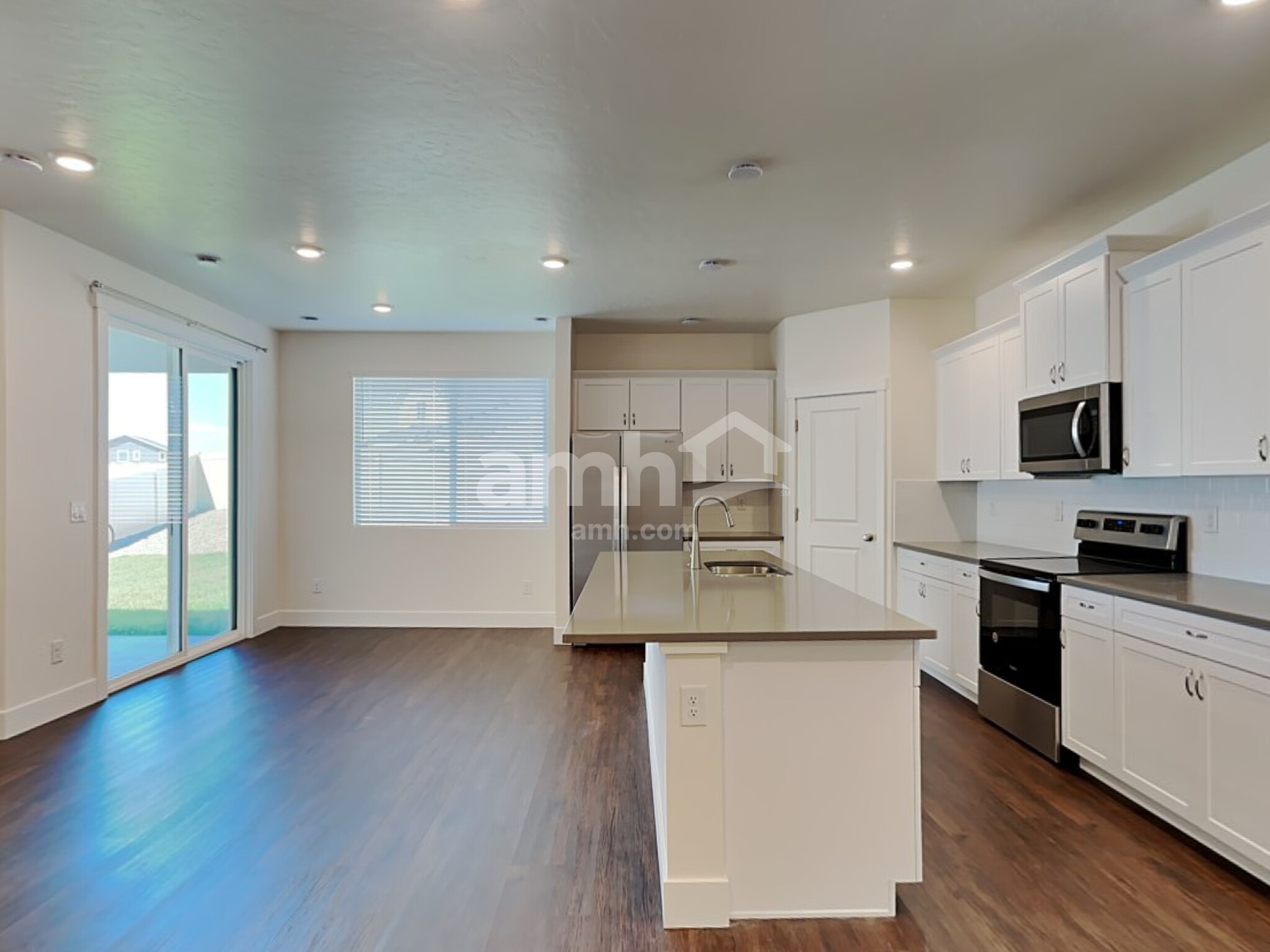 Building Photo - 9496 Clancey St