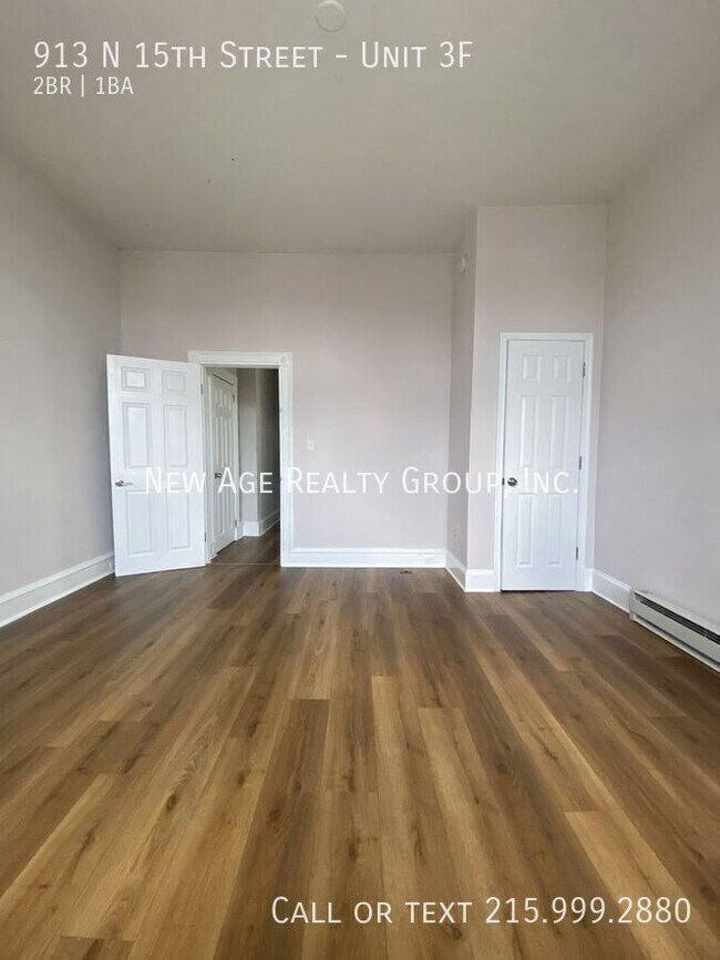 Building Photo - 913 N 15th St