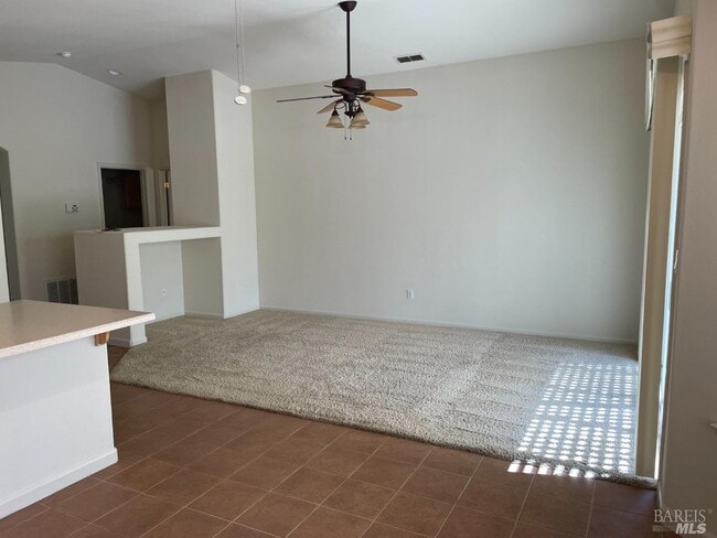 Building Photo - 150 Foxwood Ln