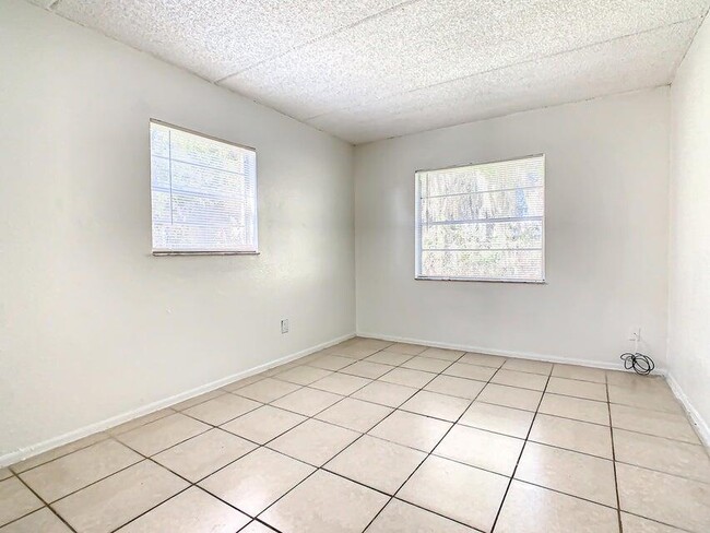 Building Photo - 714 Michigan Ct