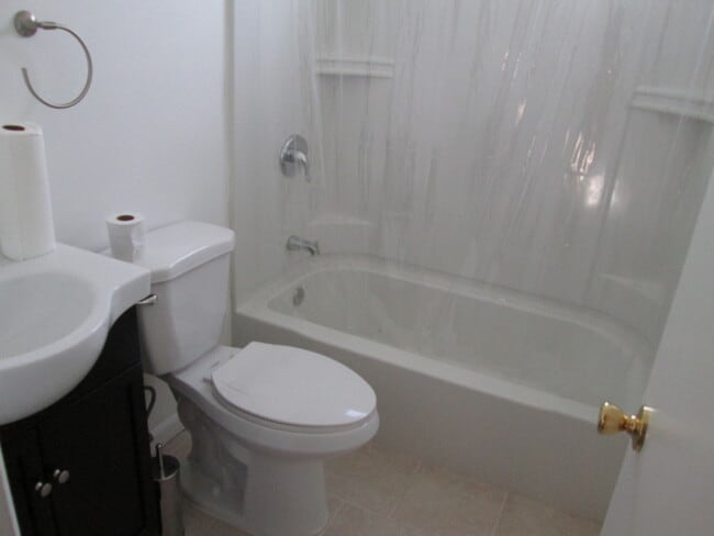 Building Photo - 3BR/2BA Townhome in Dundalk!