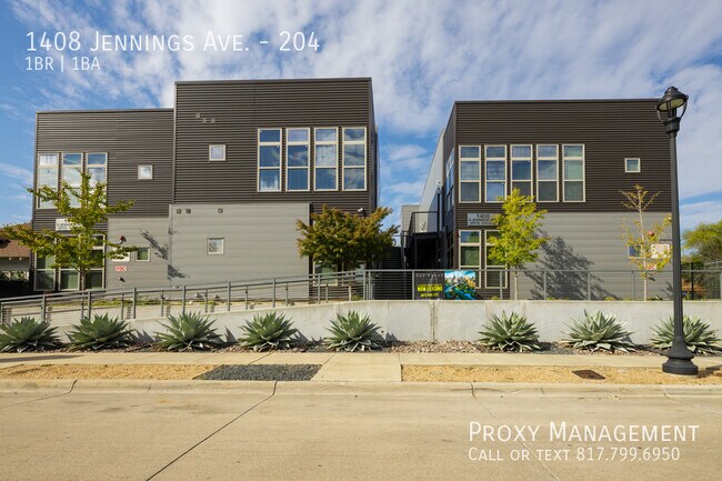 Building Photo - 1408 S Jennings Ave