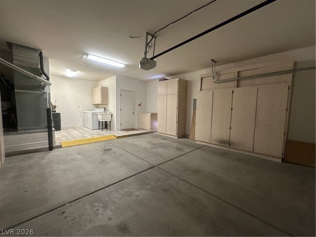 Building Photo - 10717 Dover Creek Ave