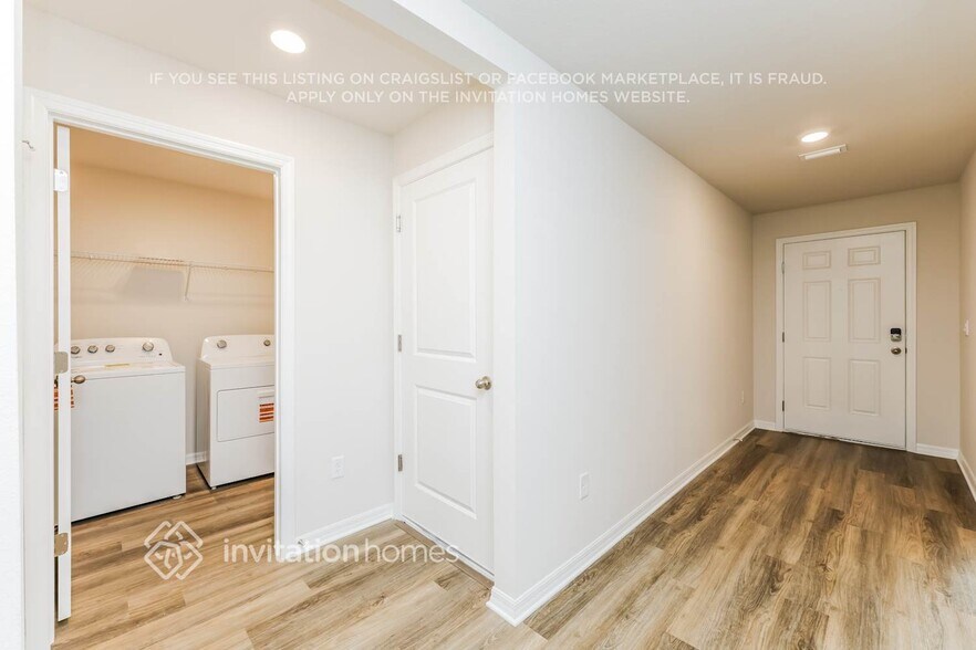 Building Photo - 10873 Gentle Current Wy
