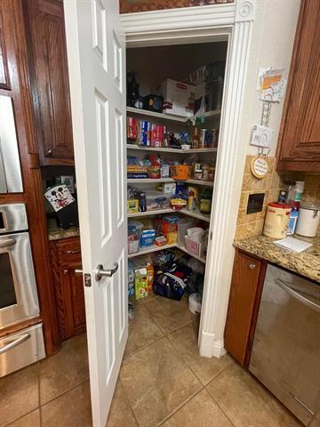 Building Photo - 253 S Natural Spring Ln