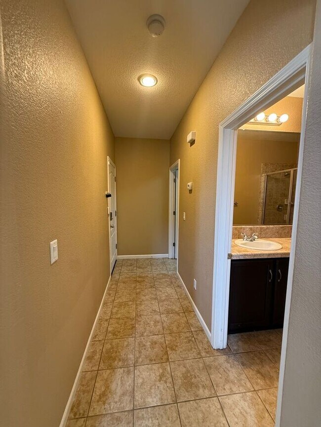 Building Photo - COMING SOON! Spacious 4 Bed 3 Bath Two-Story Home in Curti Ranch