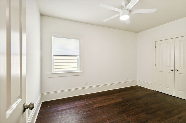 Building Photo - 2122 S Liberty St