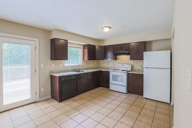 Building Photo - 117 Heron Ct