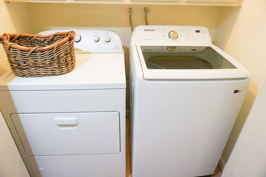 Building Photo - 82186 Bergman Dr