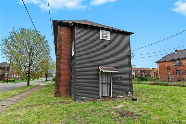 Building Photo - 4204 Clements St