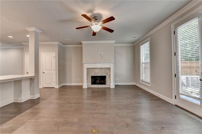 Building Photo - 5240 Cresslyn Rdg