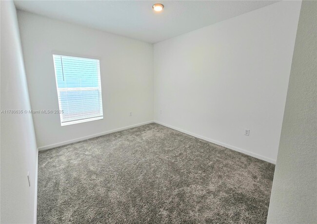Building Photo - 5814 Le Marin Wy