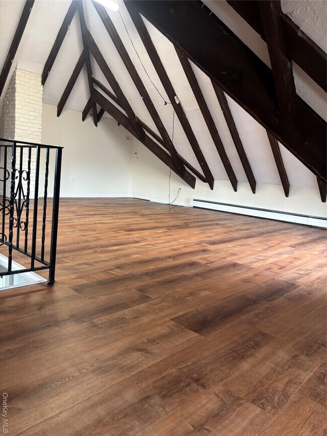 Building Photo - 19 Garfield Pl