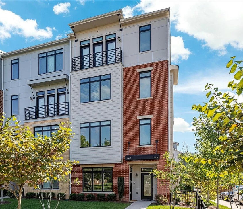 Building Photo - 1002 Ribbon Limestone Ter SE