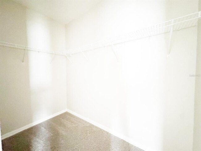 Building Photo - 405 Gris Sky Ln