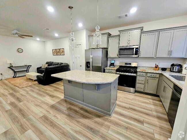 Building Photo - 520 Ml Pk Wy