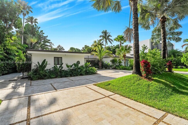 Building Photo - 325 Gulf Rd