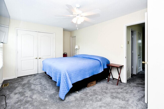 Building Photo - 1401 Deep Gorge Ct
