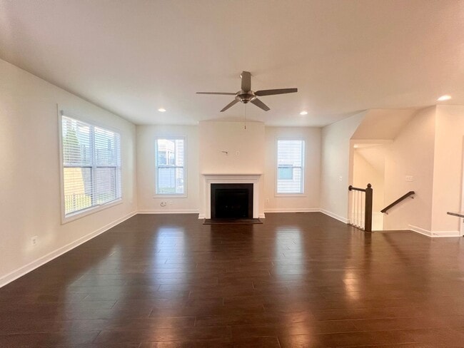 Building Photo - 1674 Delphi Dr