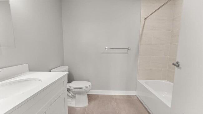 Building Photo - 475 Communipaw Ave