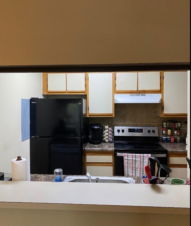 Building Photo - 2 bedroom in BLOOMINGDALE IL 60108