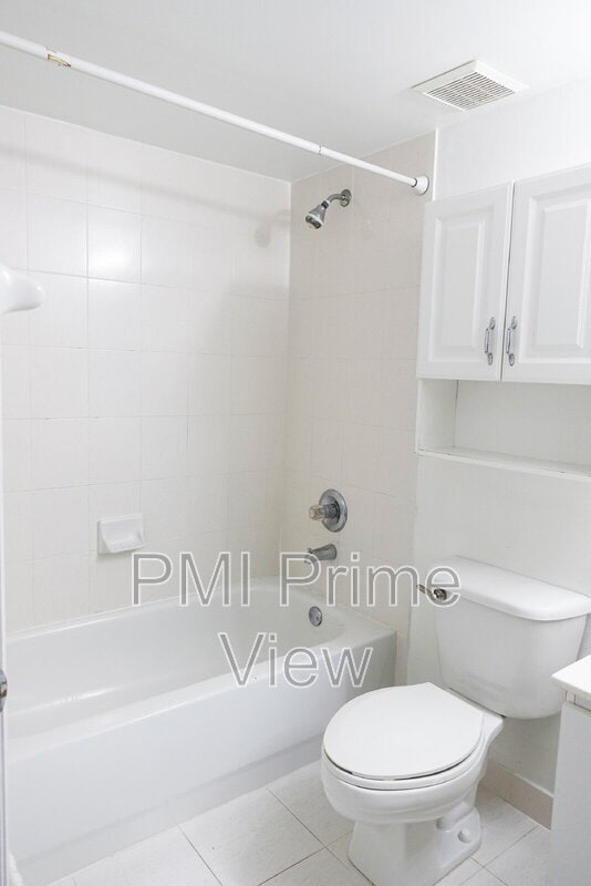 Building Photo - 6425 SW 130th Pl