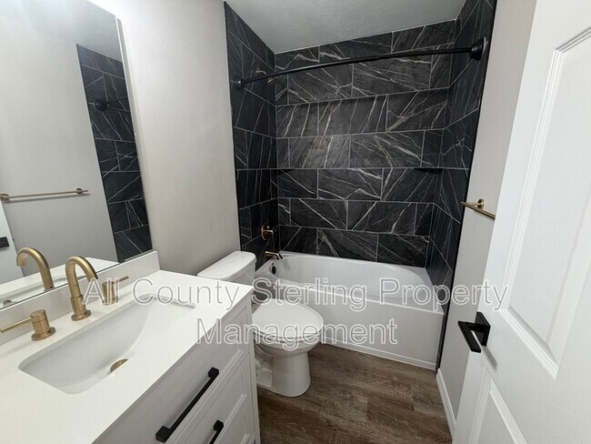 Building Photo - 11880 49th Rd