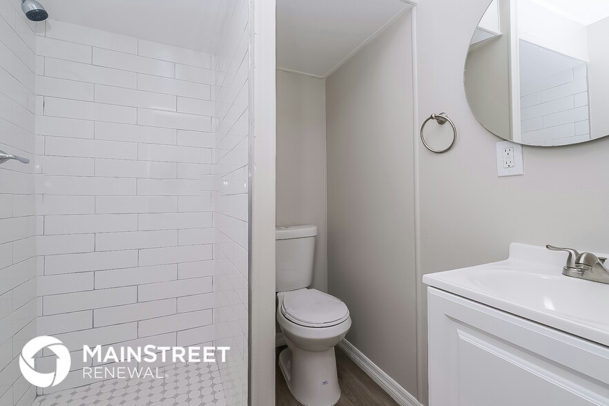 Building Photo - 358 Wertz Dr