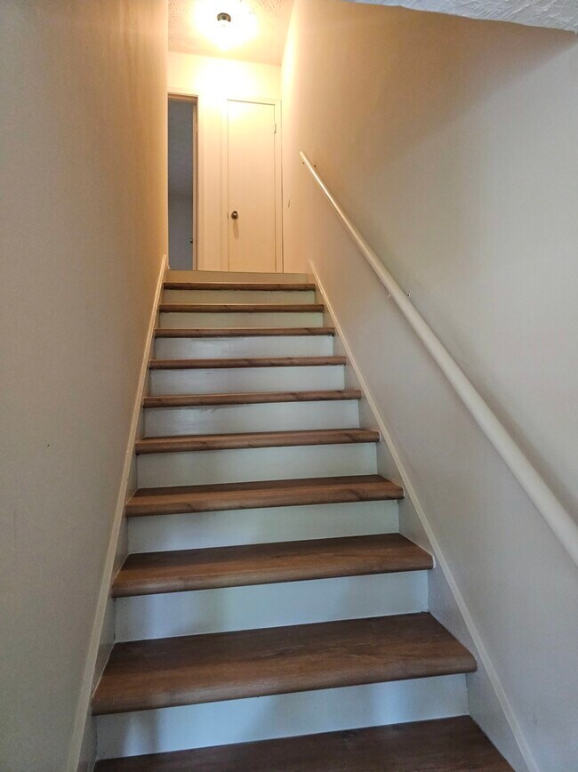 Building Photo - 490 S Jeff Davis Dr