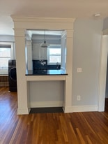 Building Photo - 12 Wedgewood Dr