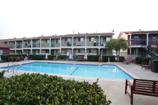 Building Photo - Vista Hermosa Apartments
