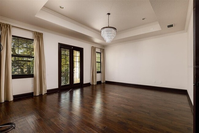 Building Photo - 3122 W Oakellar Ave