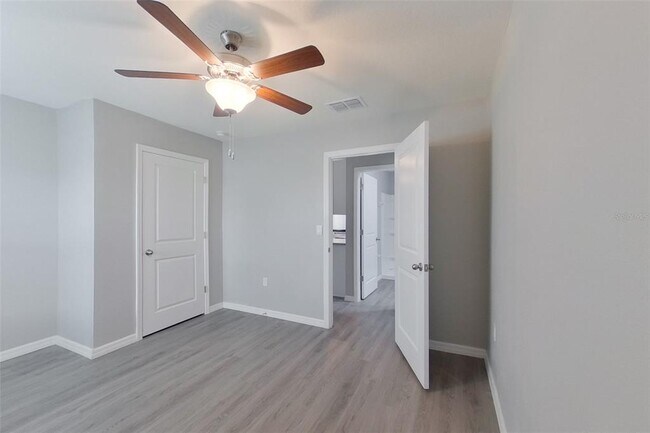 Building Photo - 8584 SW 43rd Ter