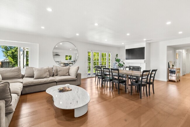Building Photo - 2691 Palomino Cir