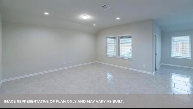 Building Photo - 6931 Morales Way