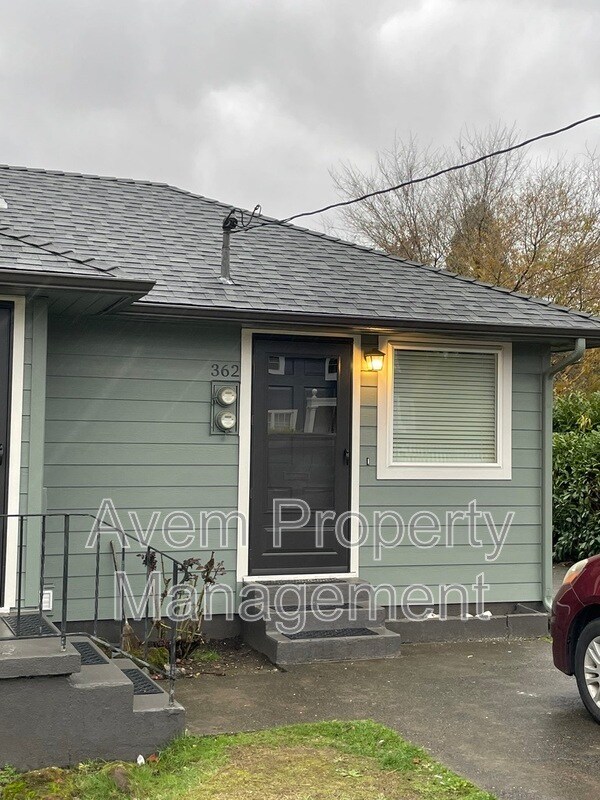 Building Photo - 362 E Dartmouth St